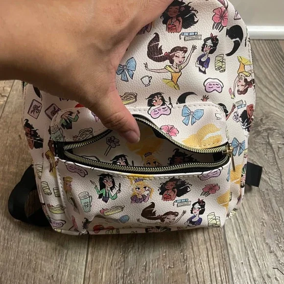 Disney Princess Mini Backpack All Over Print Fast Forward brand - Picture 8 of 11